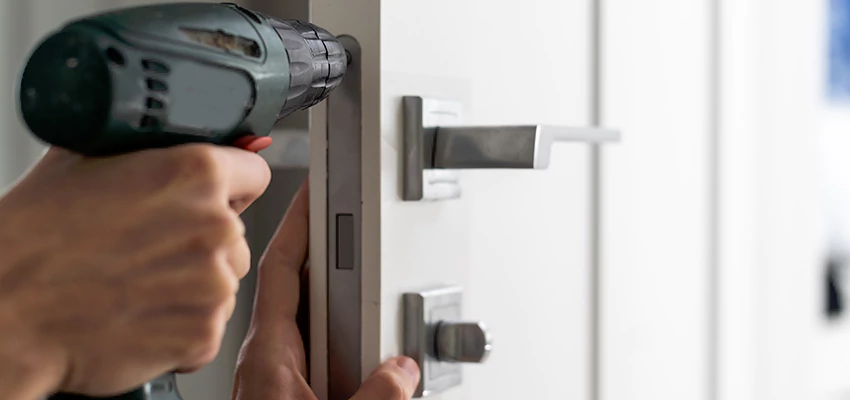 Locksmith For Lock Replacement Near Me in Panama City, FL