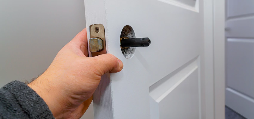 Nighttime Locksmith For Lock Repair in Panama City, FL