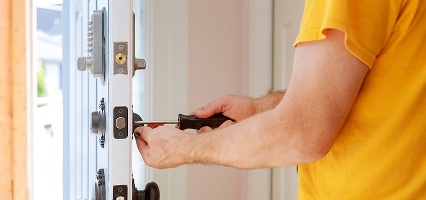 Eviction Locksmith For Key Fob Replacement Services in Panama City, FL